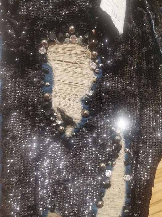 Дънки с пайети и камъни