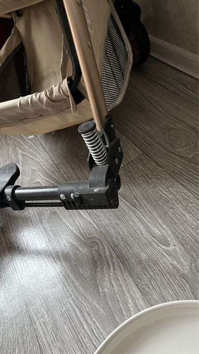 Продам  коляску