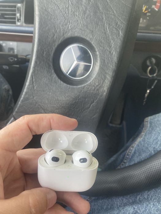 Продам airpods 3