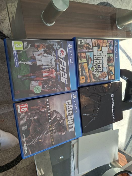 Playstation 4 slim