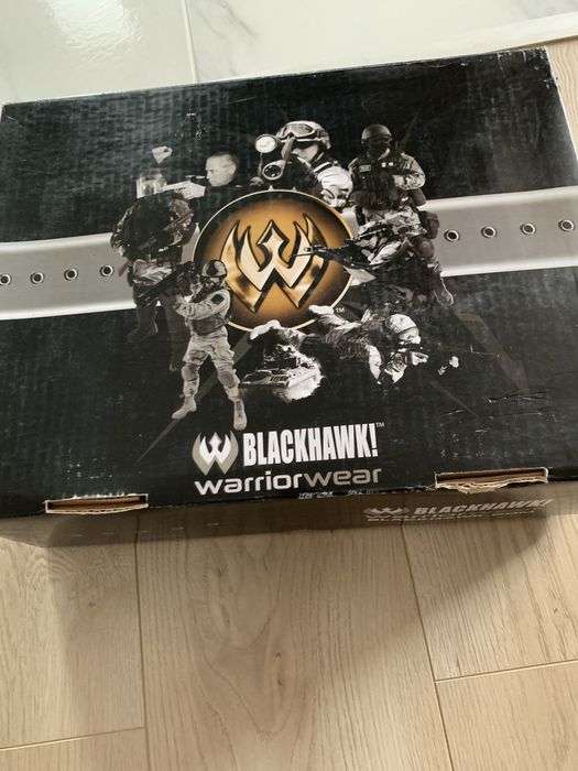 Bocanci militari din piele