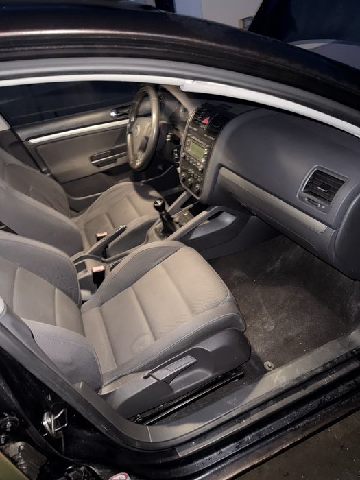 Golf 5 2005 impecabila