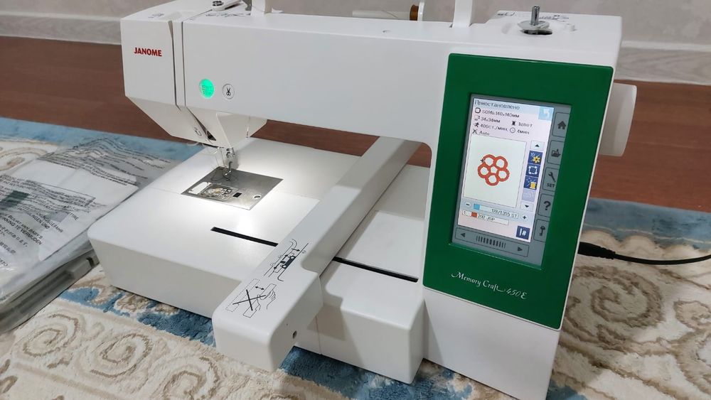 JANOME 450E вышивальная машина