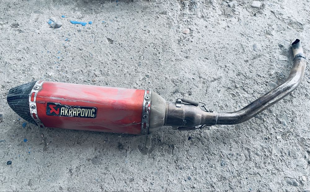 Акрапович глушитель