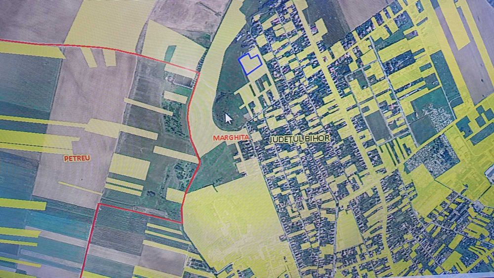 teren intravilan Marghita 7352 mp