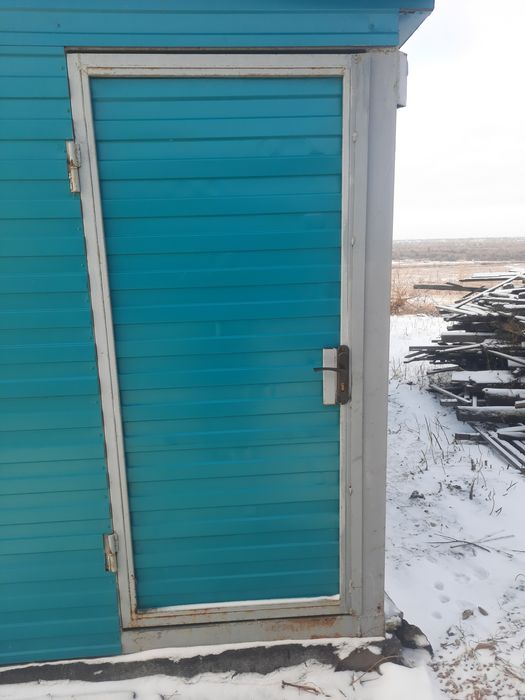 Продам перевозное помещение утеплённое.