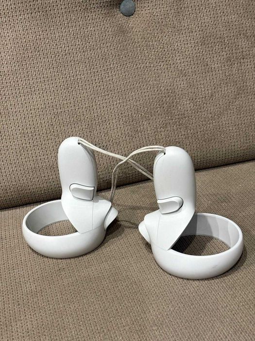 Set Controllere Meta / Oculus Quest 2 (Stânga + Dreapta) - Originale
