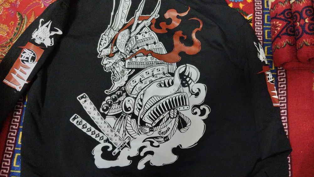 Толстовка сатылады 3000₸