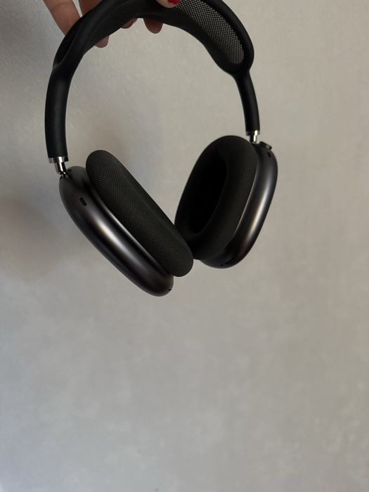 Airpods Max продам