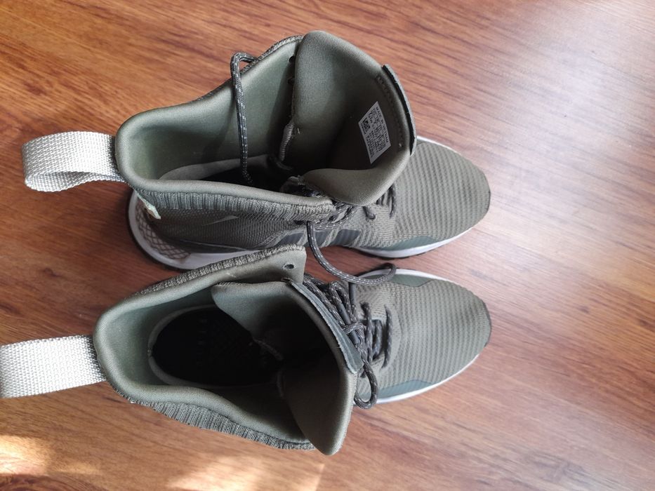 Adidas F 13 маратонки 40 номер.