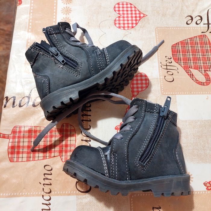 Бебешки боти 19 номер