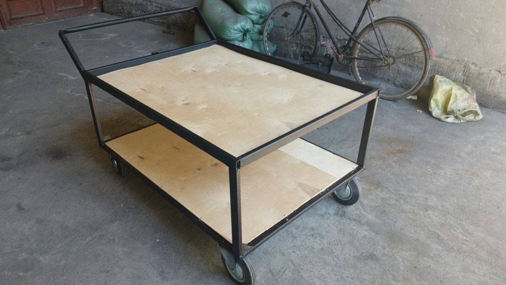 Arava sotiladi 150$