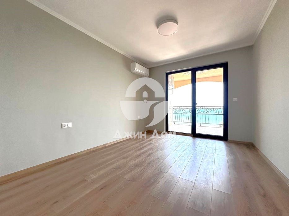 Продава се Двустаен апартамент в Несебър - 79 кв.м за 3342 €/кв.м - Снимка #4