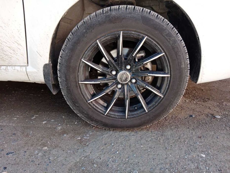 15 Размерли Сака диска. Нехия 3 автоватга қўйилган. Фақат дискани ўзи.