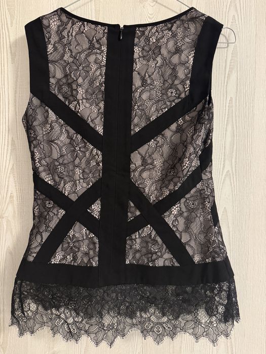Top din dantela, marimea 40, 30 lei