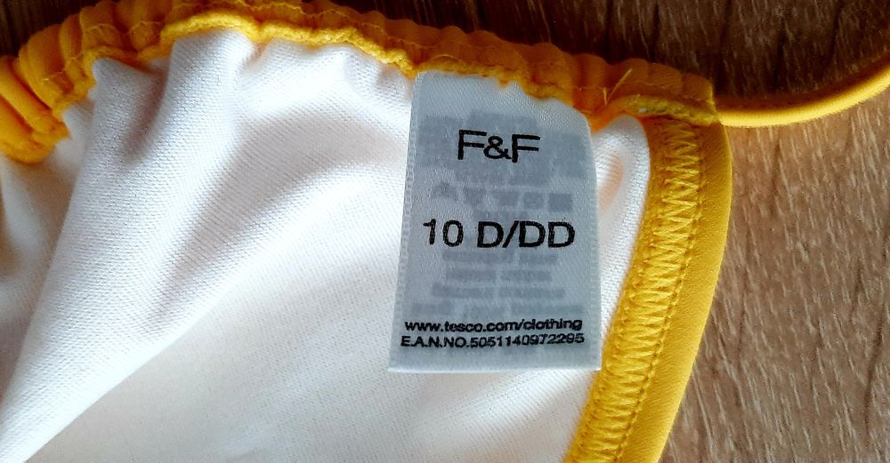 Нови и Изпллзвани бански комплеккти