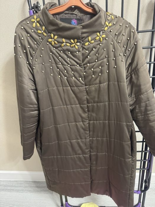 Куртка сатылады