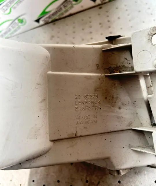 Far stanga 206232B Skoda Octavia 2002 1.9 TDI MT (110 hp)