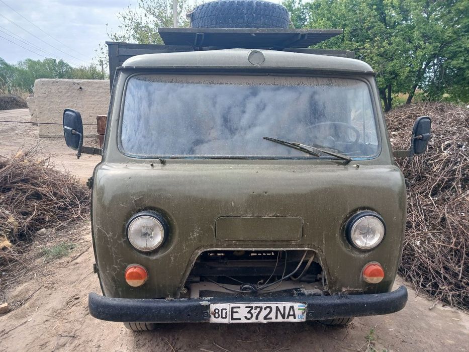 Uaz 3303 sotiladi