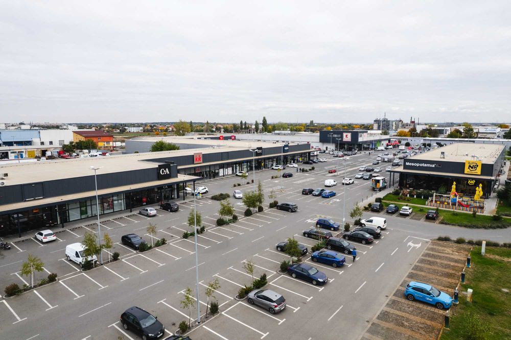 Inchiriem spatiu comercial 238 mp Funshop Park Timisoara