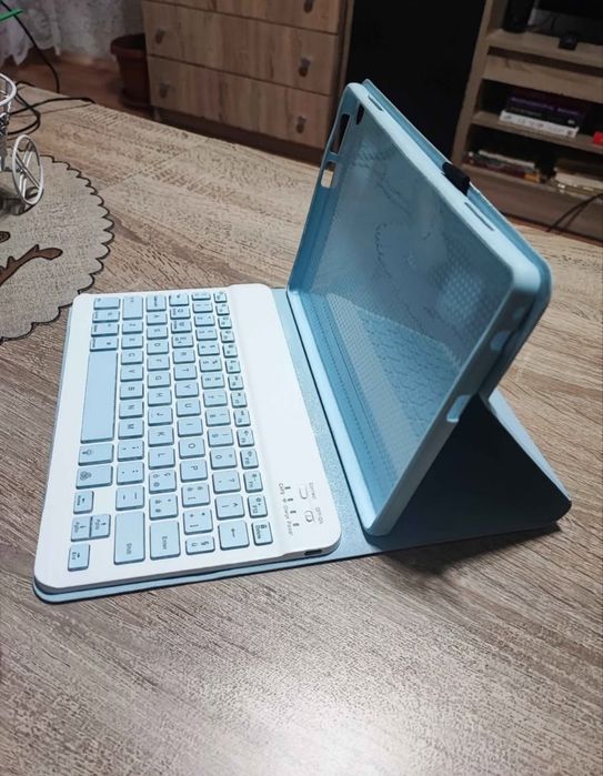 Калъф с безжична клавиатура за Ipad 10-gen 10.9 inch