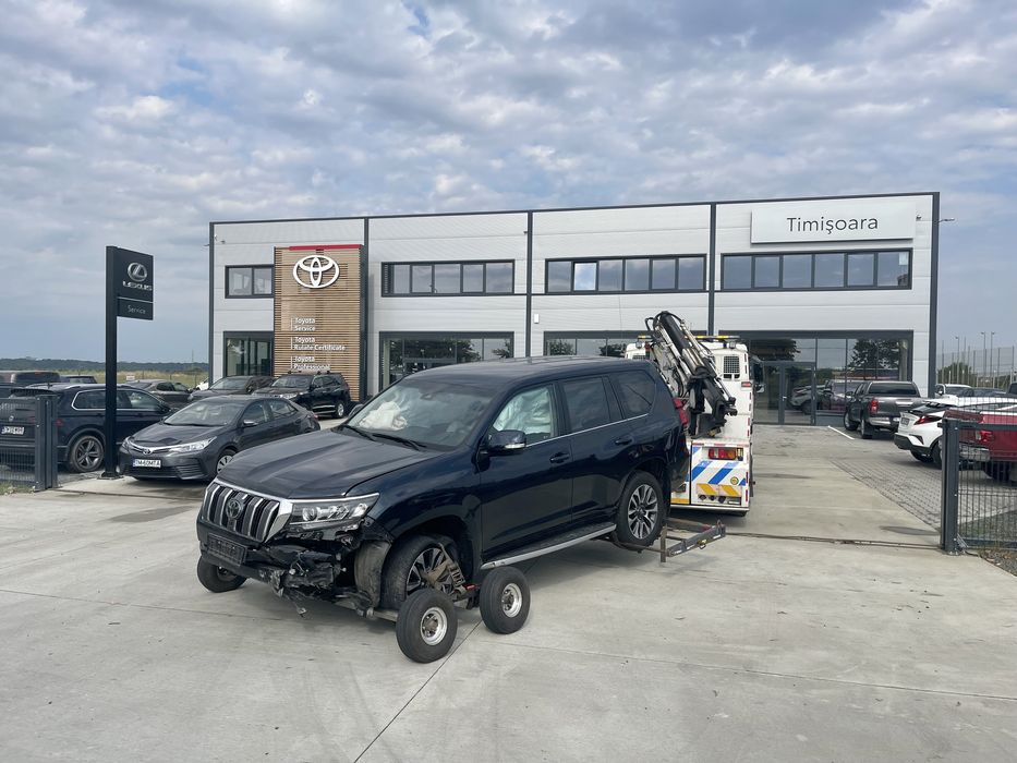 Tractari remorcari camioane tir microbuze 4x4 blocate servicii macara