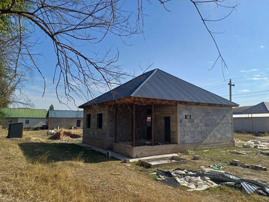 Битпеген Уй сатылады, не достроенный  продам дом