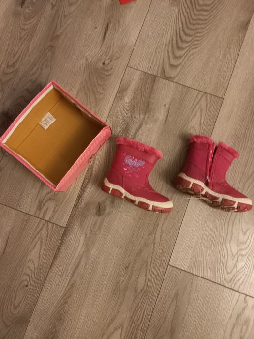 Cizmulite mar 26 noi