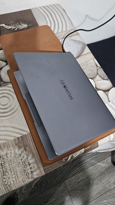 Laptop Huawei 14    i7 gen 11 16 gb ram