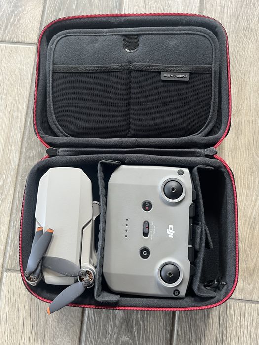 Vand Drona DJI Mini 2 SE  2.7K + Încărcător