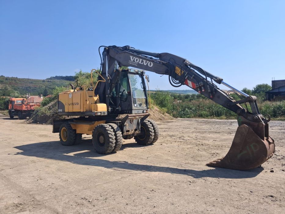 Excavator pe roti VOLVO  EW 140C