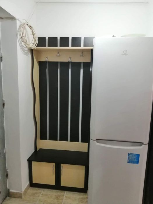 Închiriez garsonieră în zona Uzcasnic
