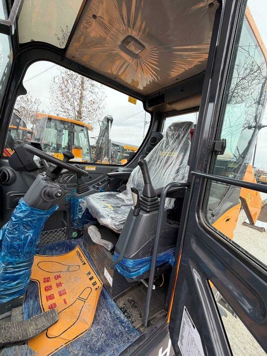 Мини экскаватор Hyundai HW60 - Двигатель: YANMAR