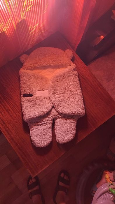 Конверт для выписки детей.теплый,качественный.и перчатка для зубиков!