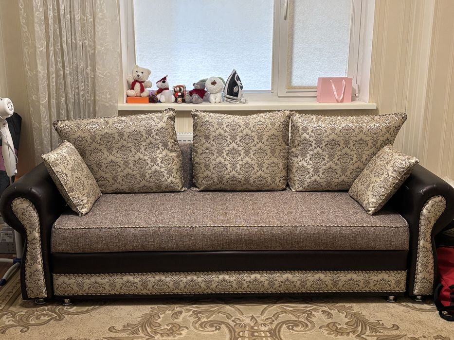 Продам 2 дивана в комлекте