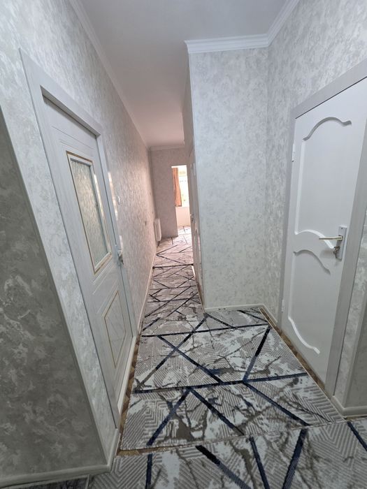 Продается 2 комнатная квартира 6 мик