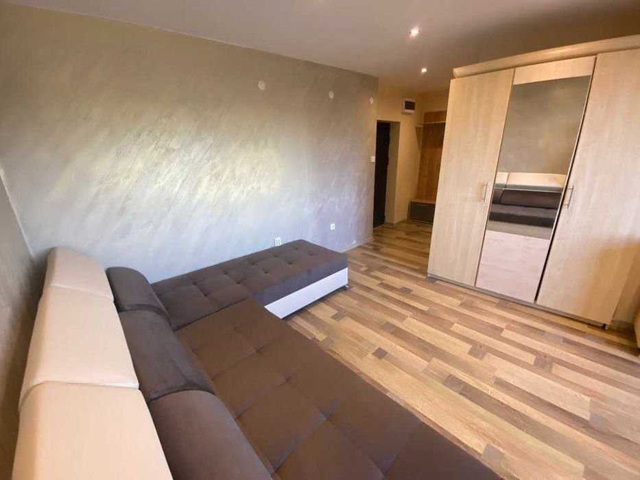 Гарсионера под наем след основен ремонт дъбника