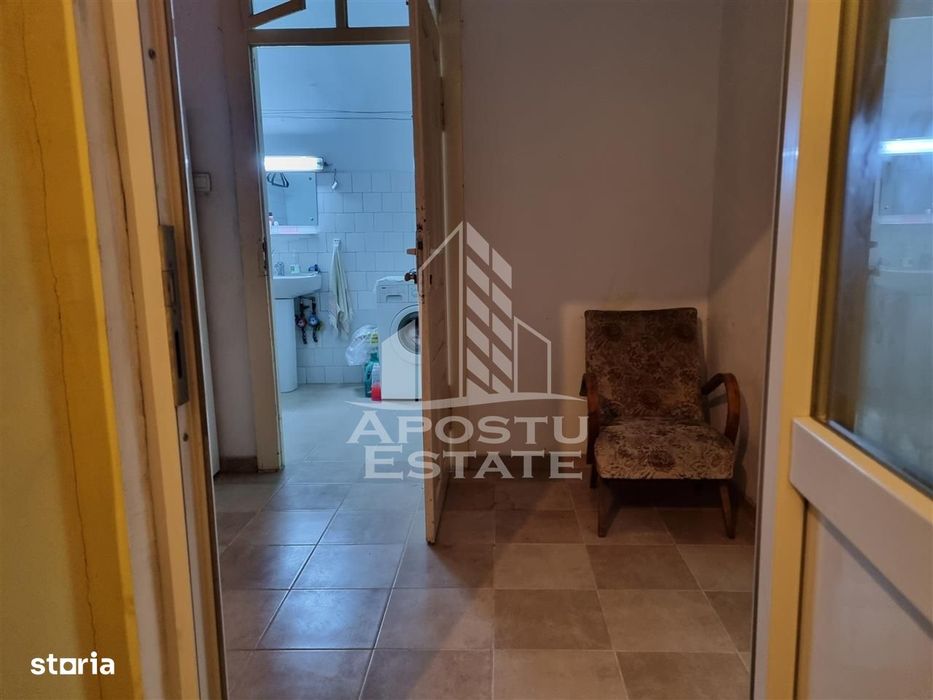Apartament cu 4 camere de inchiriat, Ultraentral, Timisoara
