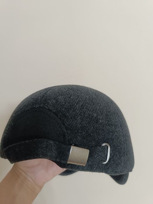 Мужская теплая кепка с козырьком