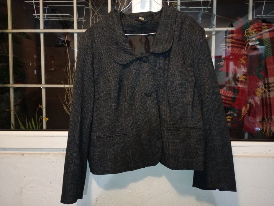 Комплект дамско сако с елек