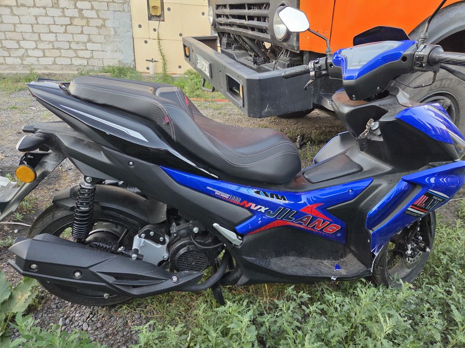 Продам скутер. Jilang 150.