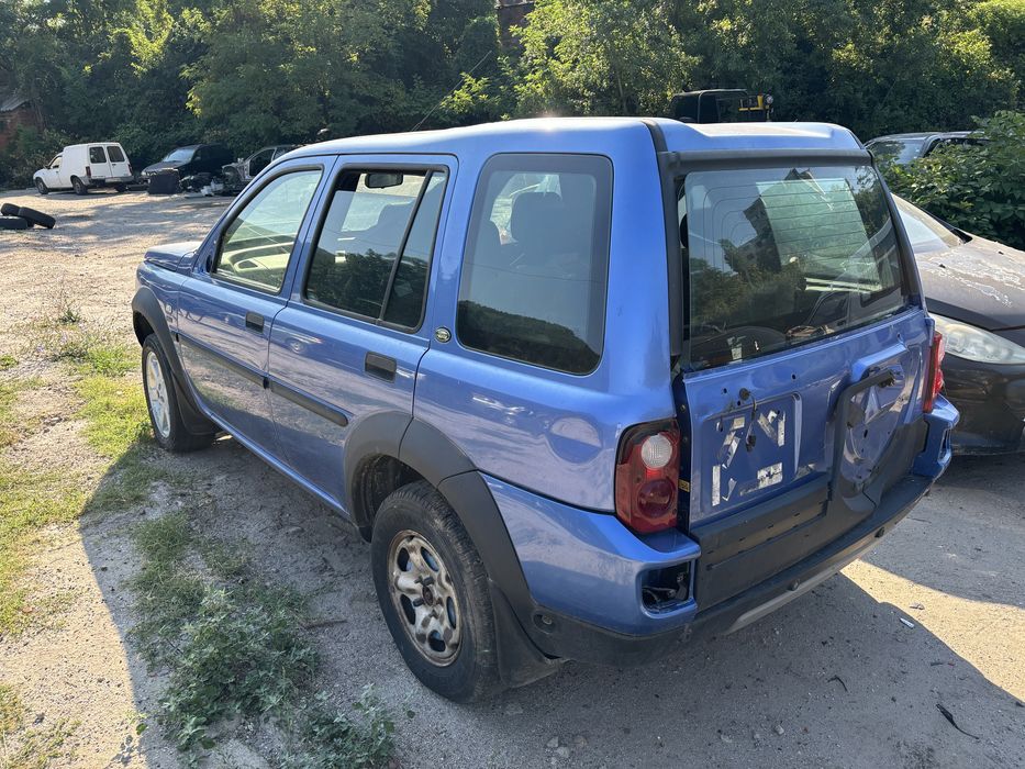 Land rover 2.5 бензин на части. Кожен салон. Може и цял!