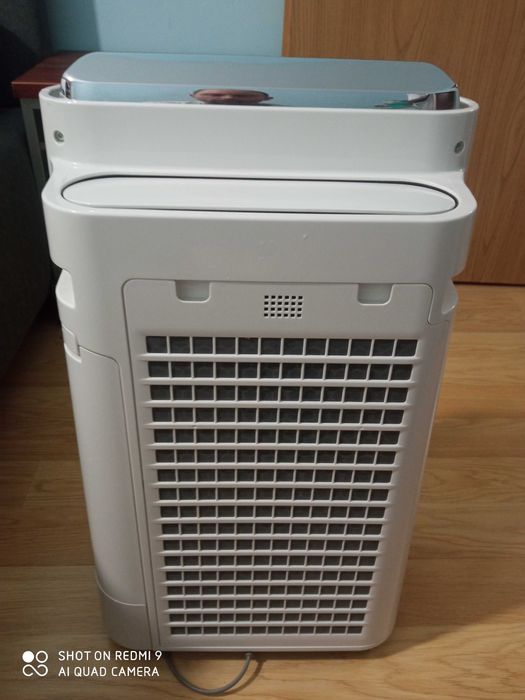 Продавам Пречиствател за въздух  SHARP KCD50EUW , 2.5 L , 54 W