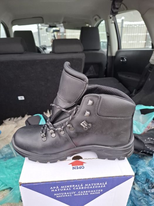 Vând bocanci si ghete de piele, calitate