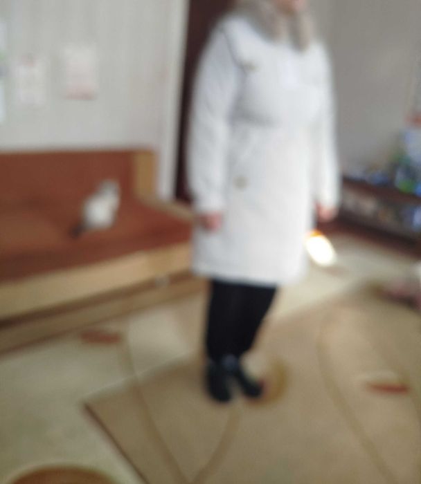 Женская куртка новая, 46 размера