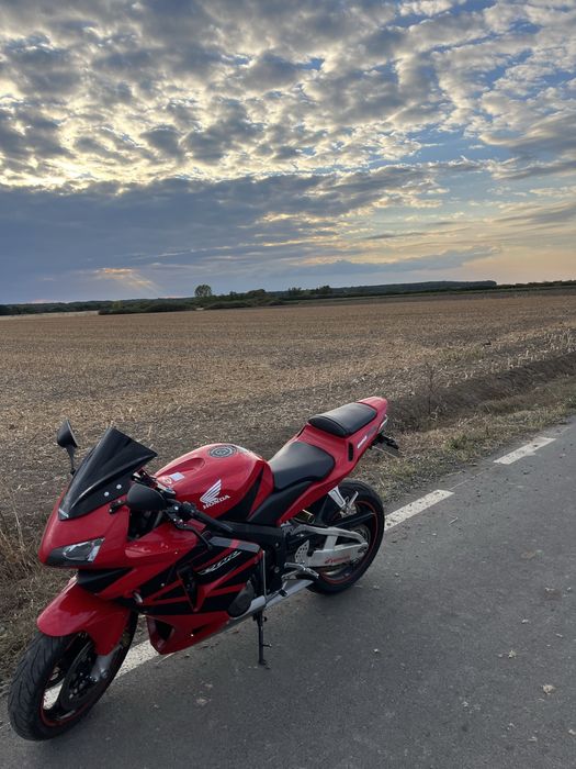 Honda cbr 600rr.