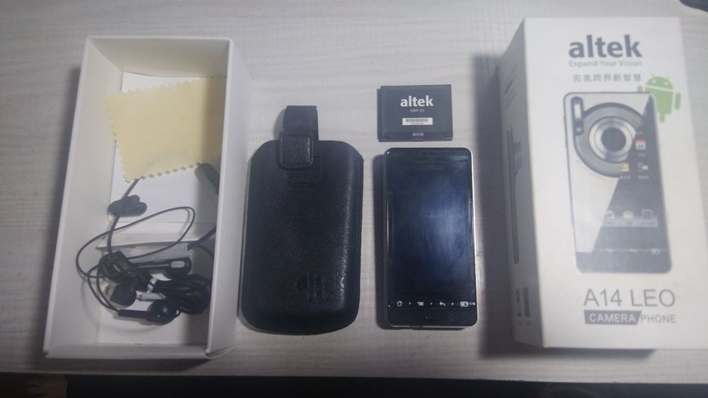 Смартфон камерафон Altek A14 LEO