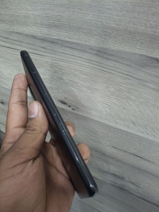 Samsung S21+  8/128gb