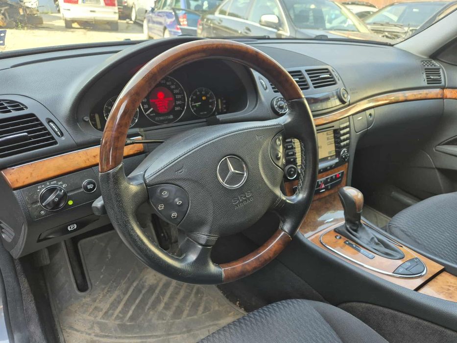 Mercedes W211 E350 272кс 4Matic Airmatic  седан автоматик НА ЧАСТИ!