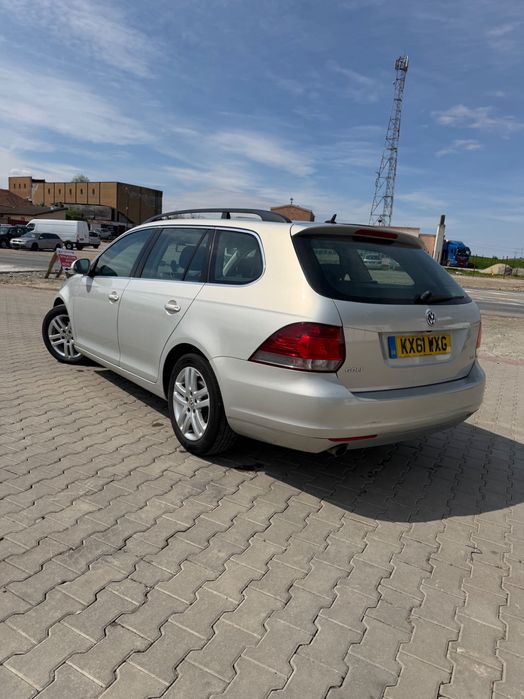 Wolkswagen golf  start stop 1.6 diesel 2011